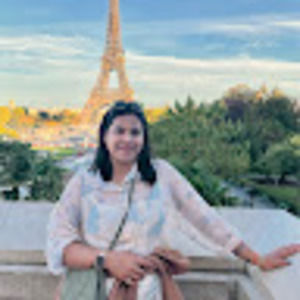 Meet your Posher, Mona